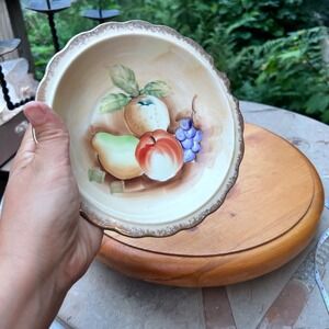 Vintage Porcelain Fruit Bowl Hand Painted Scalloped Gold Gilt Rim Japan 6.25"